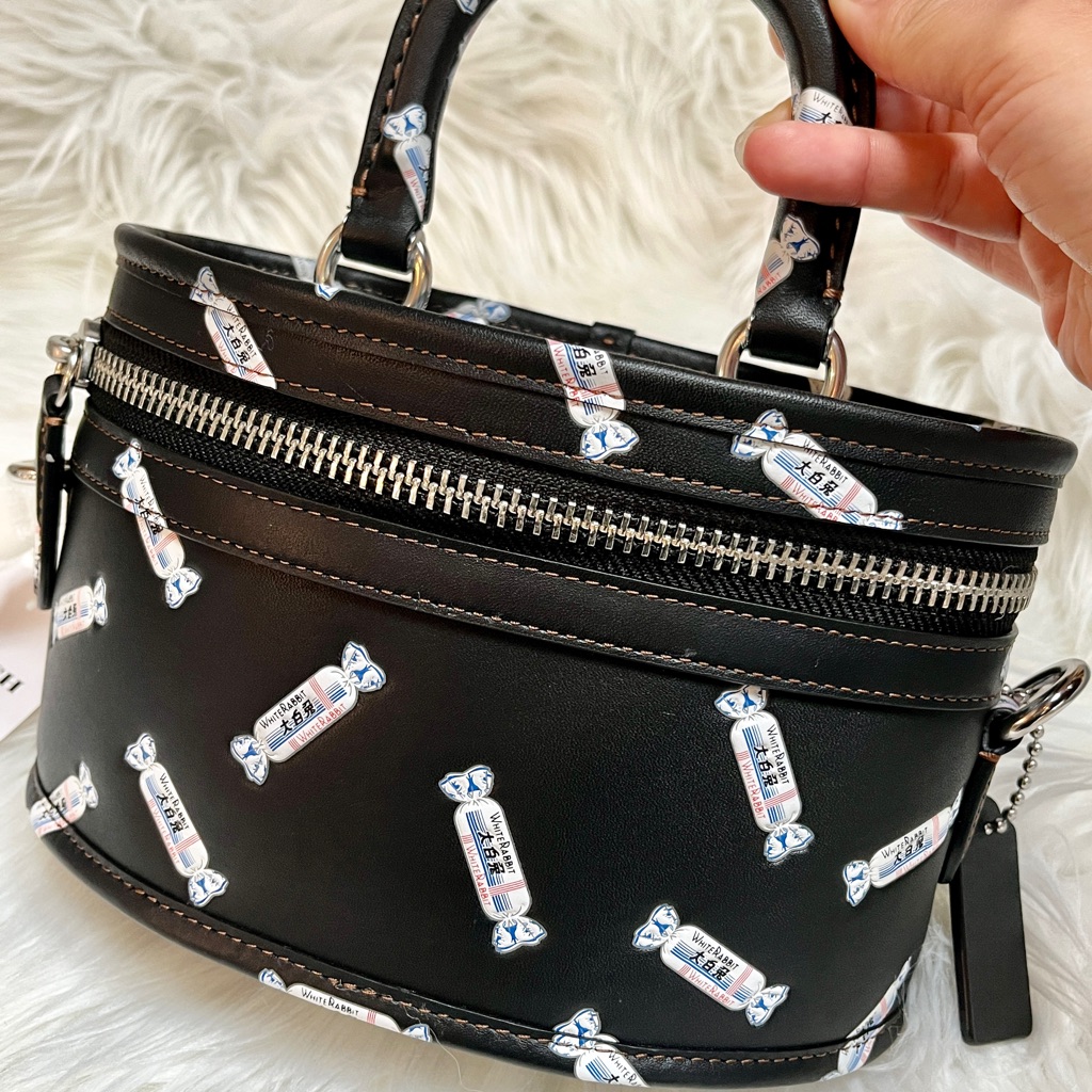 Queen Of Hearts Costume Women White Rabbit Plush Purse Alice In